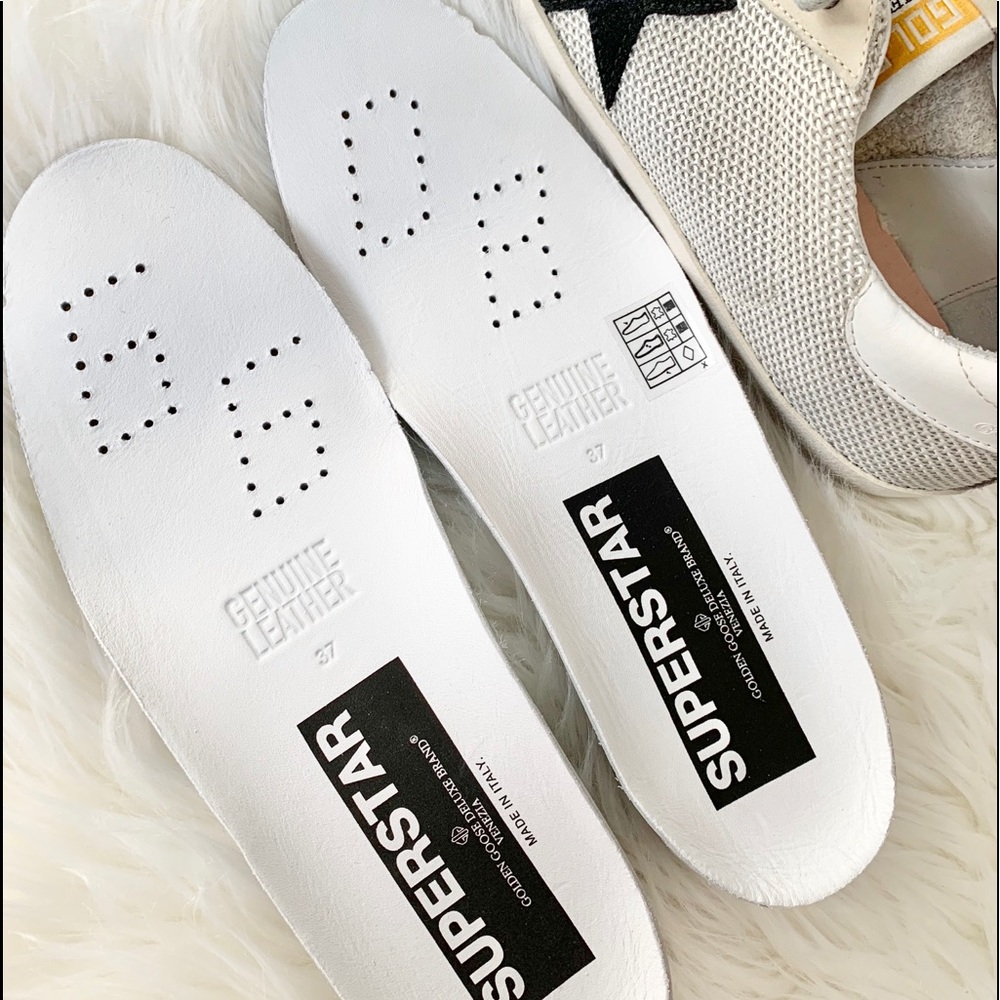 Golden Goose Superstar Sneaker - Picture 3 of 7